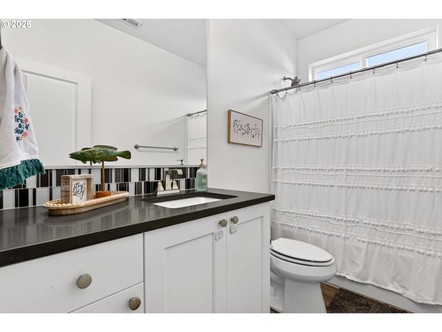 1426 Nw BAGBY St, Estacada, OR 97023