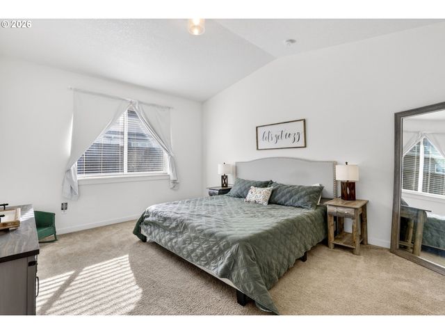 1426 Nw BAGBY St, Estacada, OR 97023