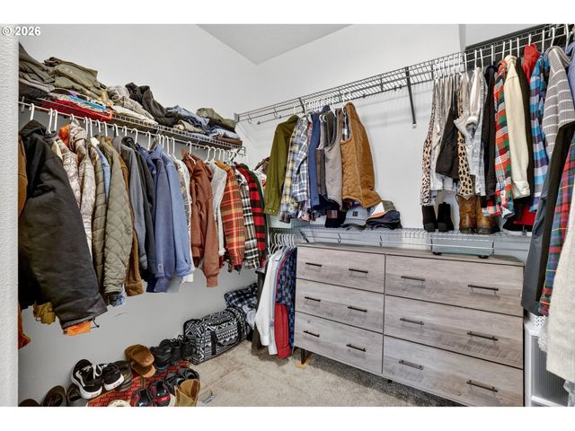 1426 Nw BAGBY St, Estacada, OR 97023