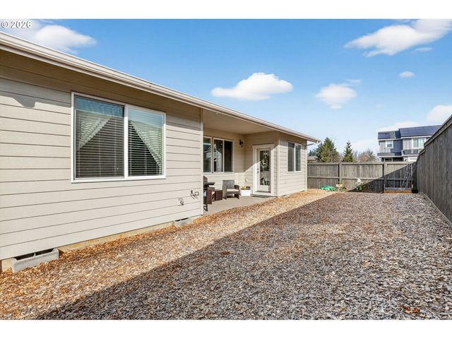 1426 Nw BAGBY St, Estacada, OR 97023