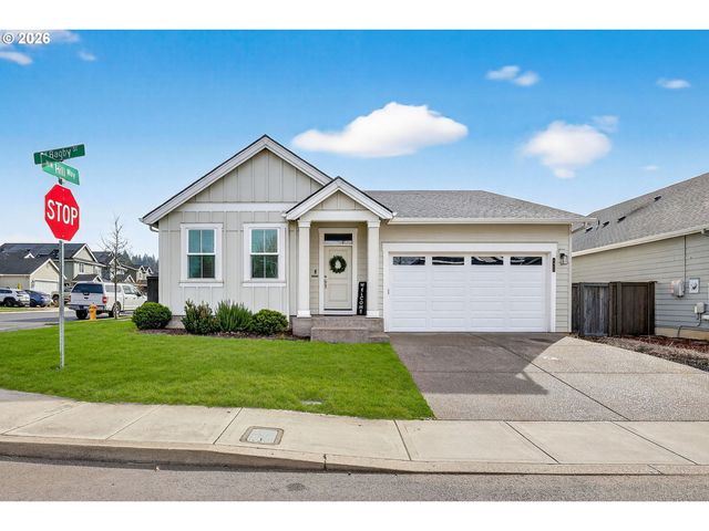 1426 Nw BAGBY St, Estacada, OR 97023