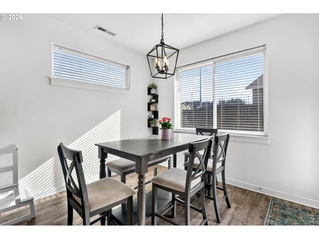 1426 Nw BAGBY St, Estacada, OR 97023