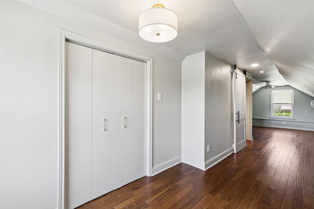 110 N Ravinia Drive, Dallas, TX 75211