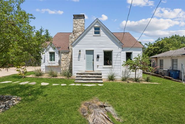 110 N Ravinia Drive, Dallas, TX 75211