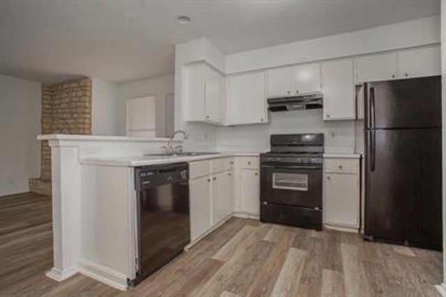 2310 Rachael CT A, Austin, TX 78748