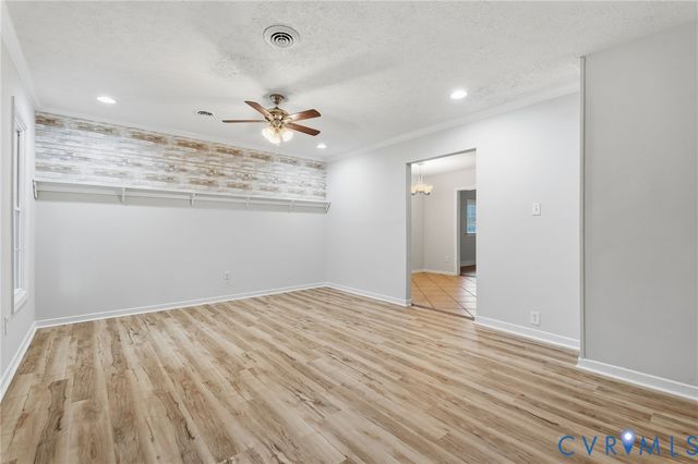 8631 Hunterstand Ct, Richmond, VA 23237
