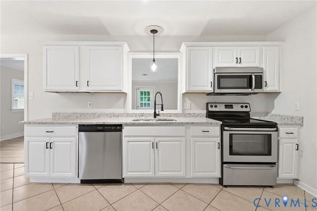 8631 Hunterstand Ct, Richmond, VA 23237