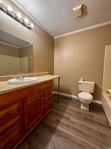 4105 Cedar Valley Drive, Paragould, AR 72450