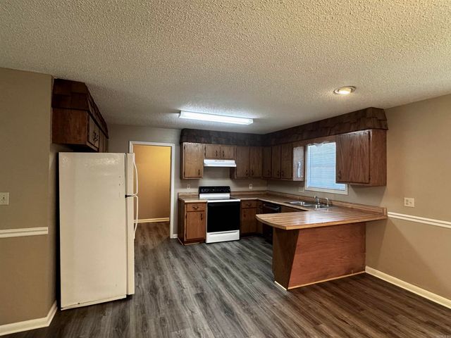 4105 Cedar Valley Drive, Paragould, AR 72450