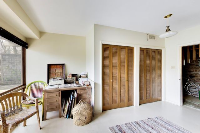 14 Beach Lane Court, Ogden Dunes, IN 46368