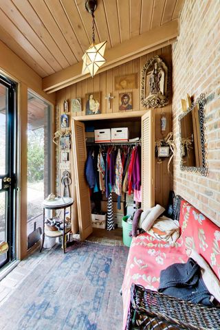 14 Beach Lane Court, Ogden Dunes, IN 46368