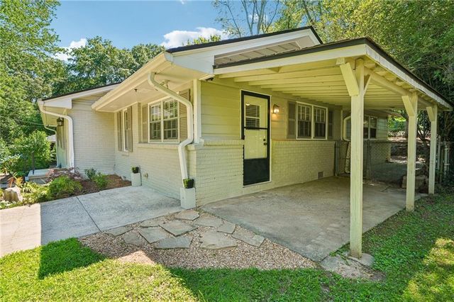 2120 Meadowbrook Lane SE, Marietta, GA 30067