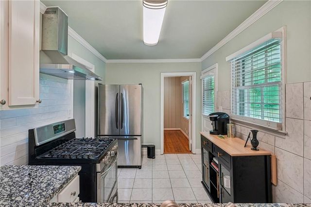 2120 Meadowbrook Lane SE, Marietta, GA 30067