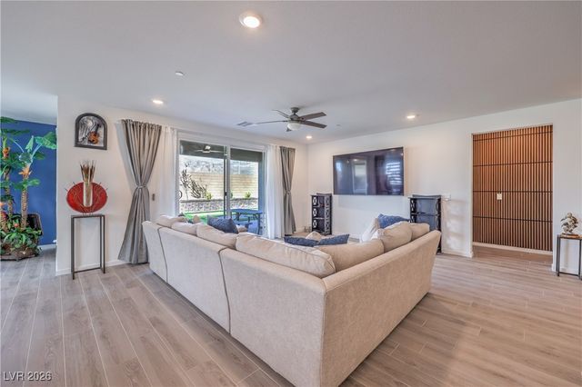 6093 Avery Pointe Street, Las Vegas, NV 89166