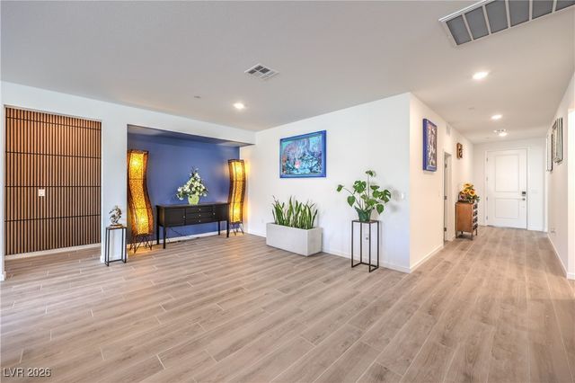 6093 Avery Pointe Street, Las Vegas, NV 89166