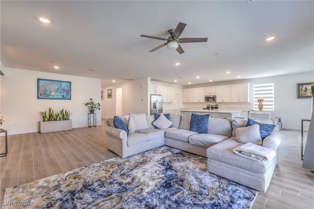 6093 Avery Pointe Street, Las Vegas, NV 89166