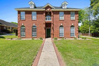 1203 Lesley LN, Longview, TX 75604