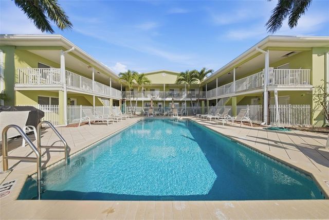 225 104TH AVENUE 102, Treasure Island, FL 33706