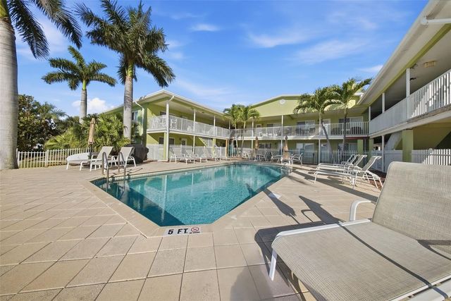 225 104TH AVENUE 102, Treasure Island, FL 33706