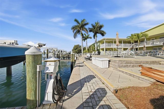225 104TH AVENUE 102, Treasure Island, FL 33706