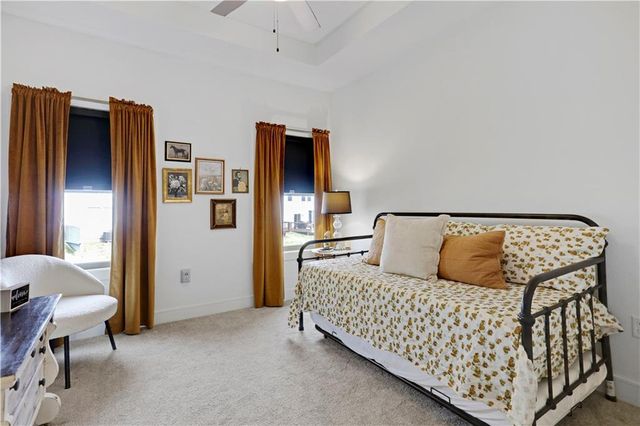 7332 Aaron Street 24 D, Parkville, MO 64152