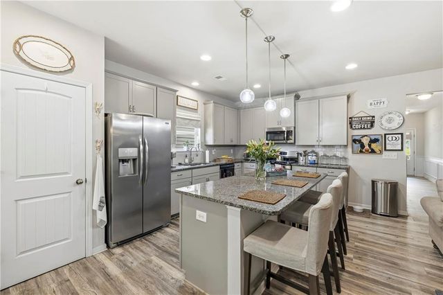253 Jefferson Avenue, Canton, GA 30114