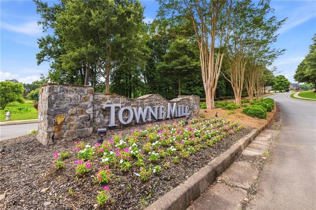 253 Jefferson Avenue, Canton, GA 30114