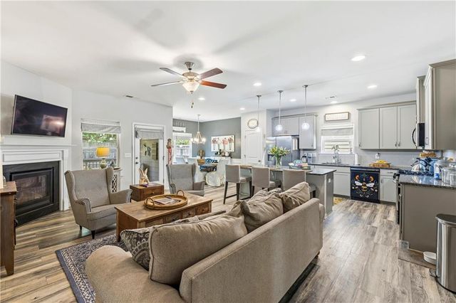 253 Jefferson Avenue, Canton, GA 30114