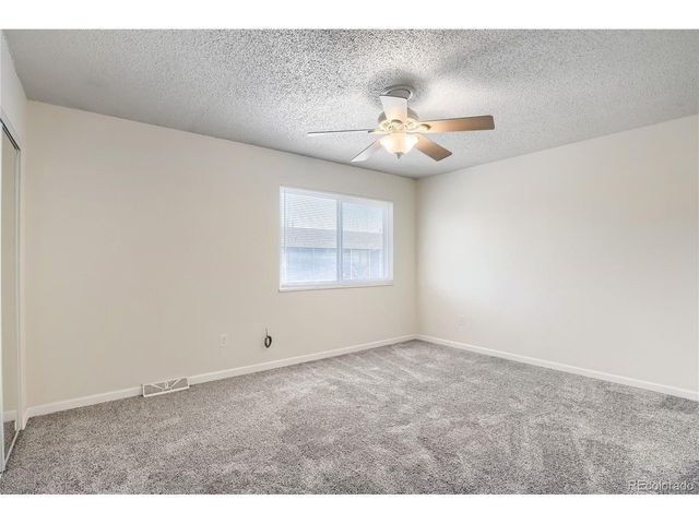 1435 Norfolk St, Aurora, CO 80011