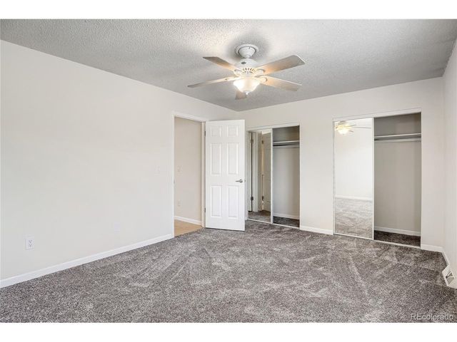 1435 Norfolk St, Aurora, CO 80011