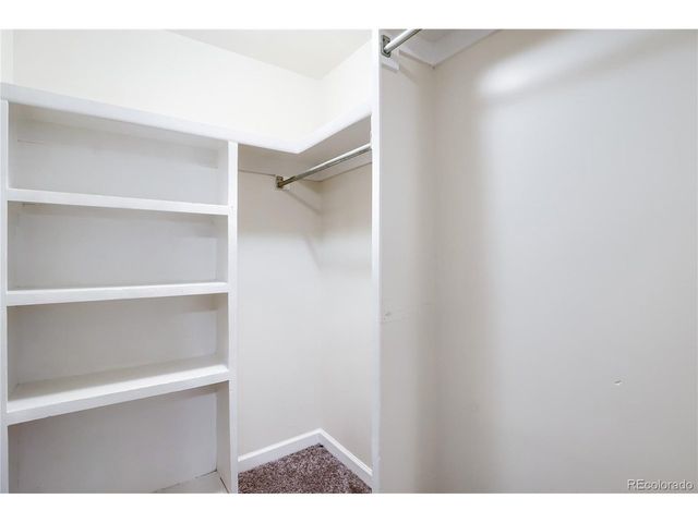1435 Norfolk St, Aurora, CO 80011