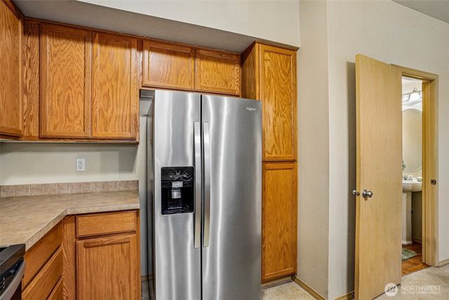 11206 6th Avenue E, Tacoma, WA 98445