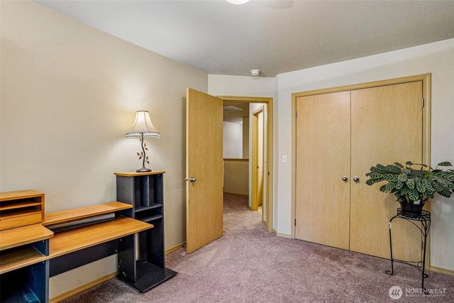 11206 6th Avenue E, Tacoma, WA 98445