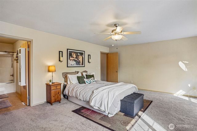 11206 6th Avenue E, Tacoma, WA 98445