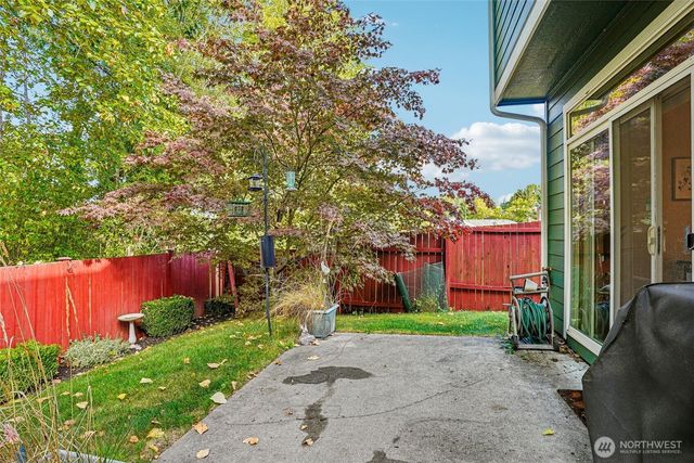 11206 6th Avenue E, Tacoma, WA 98445