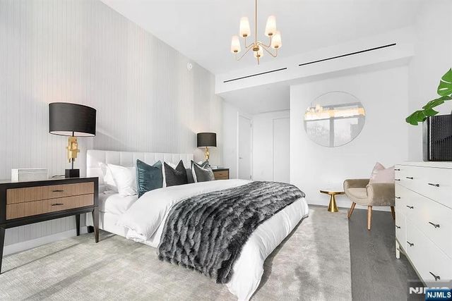 320 Adolphus Avenue 1107, Cliffside Park, NJ 07010