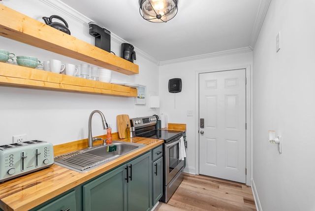 705 Daniels Street D, Raleigh, NC 27605