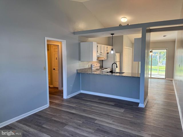 11 SOUTHPOINT DRIVE, Mechanicsburg, PA 17055
