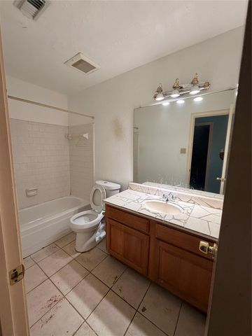 8518 Scenic Green Drive, Houston, TX 77088