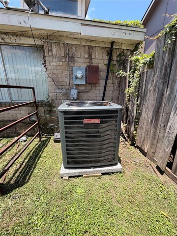 8518 Scenic Green Drive, Houston, TX 77088