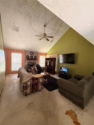 8518 Scenic Green Drive, Houston, TX 77088