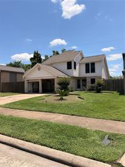 8518 Scenic Green Drive, Houston, TX 77088