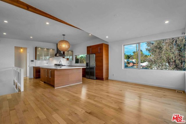 2681 Glendale Boulevard, Los Angeles, CA 90039