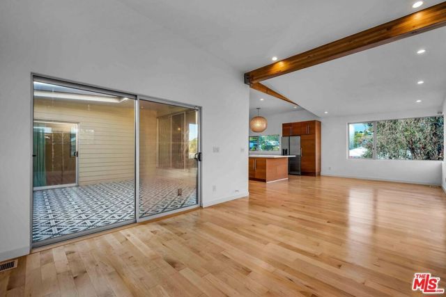 2681 Glendale Boulevard, Los Angeles, CA 90039