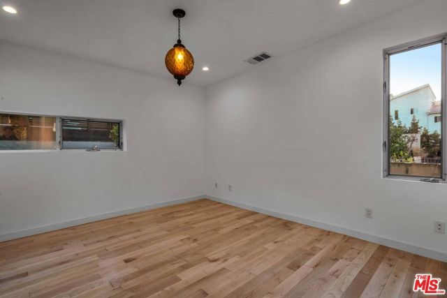 2681 Glendale Boulevard, Los Angeles, CA 90039