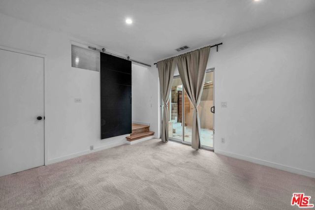 2681 Glendale Boulevard, Los Angeles, CA 90039