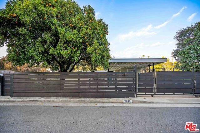2681 Glendale Boulevard, Los Angeles, CA 90039