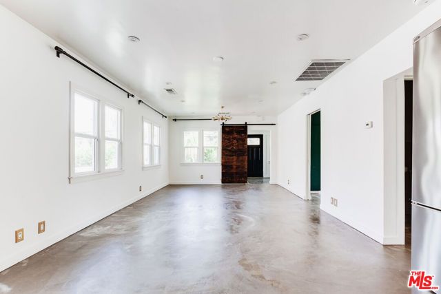 2681 Glendale Boulevard, Los Angeles, CA 90039