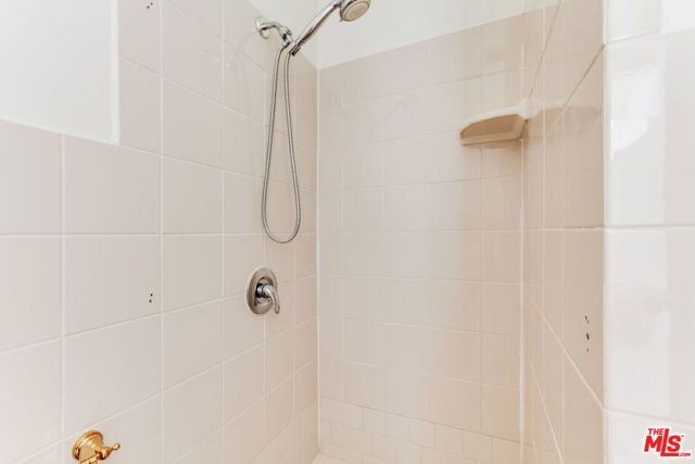 2681 Glendale Boulevard, Los Angeles, CA 90039