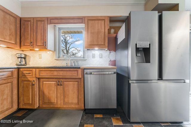 4312 Retreat Rd, Louisville, KY 40219